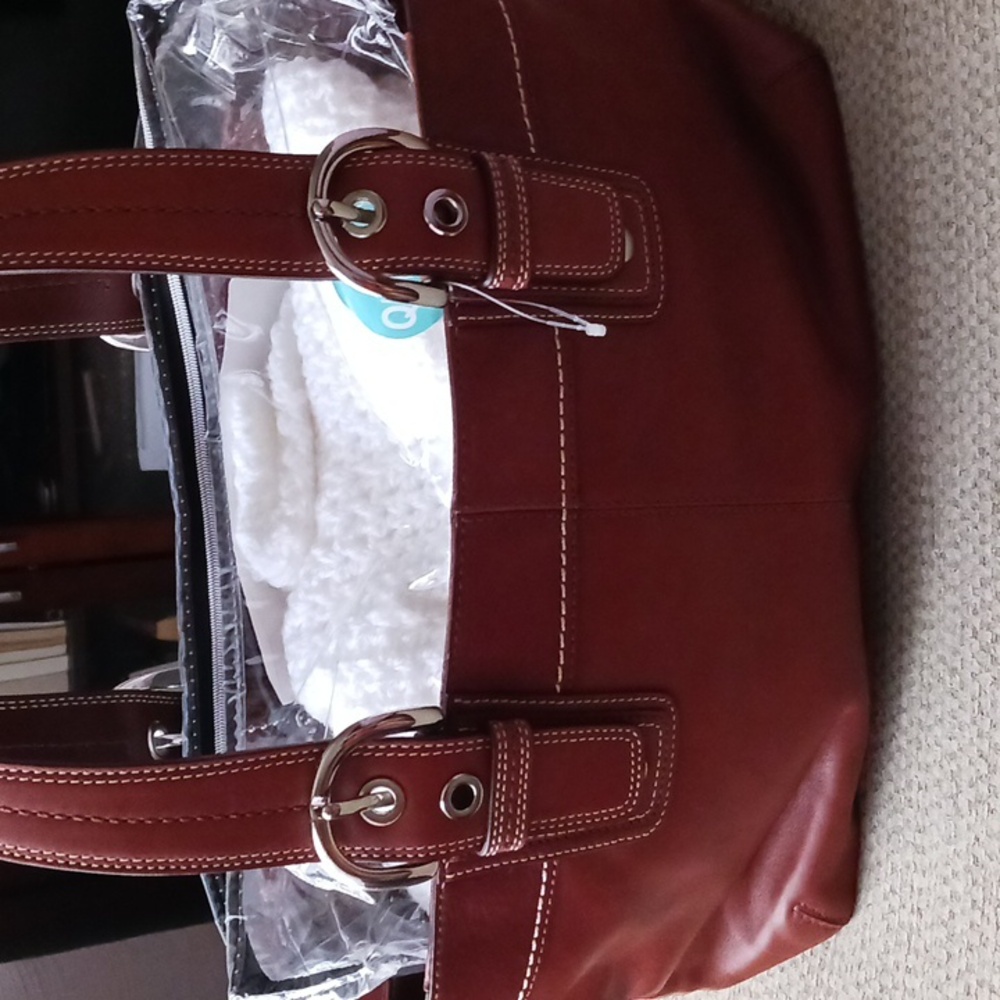 COACH PURSE - Picture 2 of 5